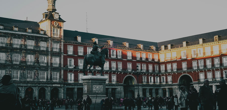 prédio histórico em madrid